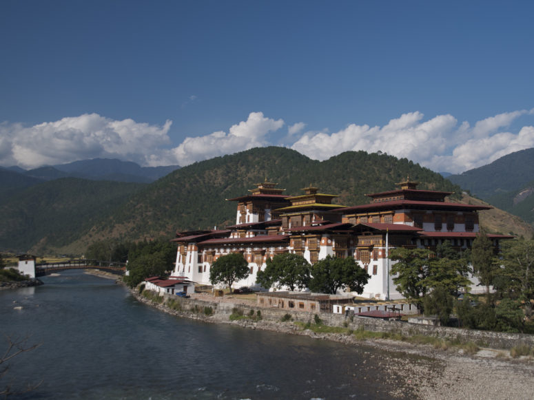 punakha-dzong